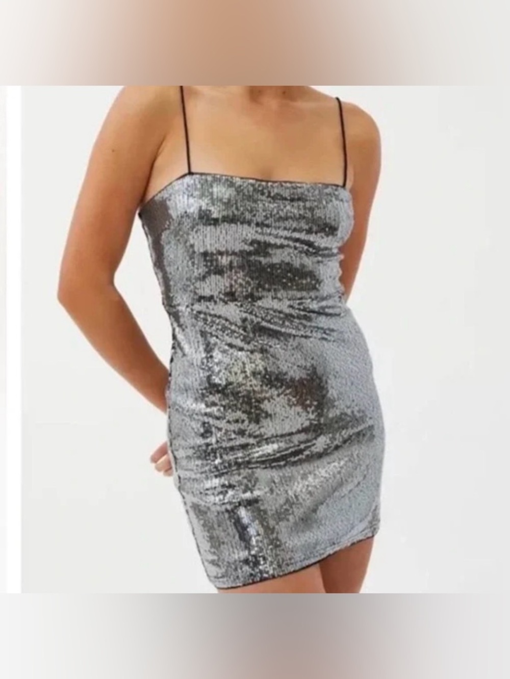 🪩 NWT Urban Outfitters Silver Sequin Mini Dress w Spaghetti Straps Size Small
